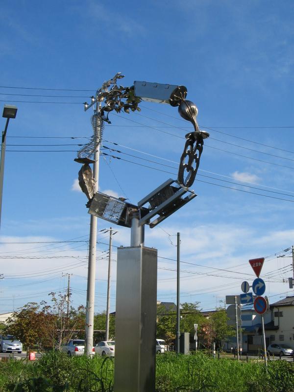 藤代駅南口ロータリー内左側に設置されているストリートアートステージリングの様子