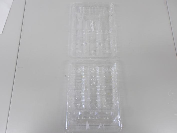 キレイなみたらし団子の容器